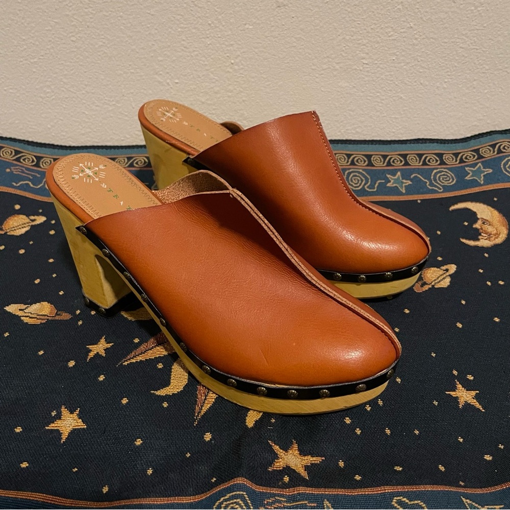 Free People FP x FR Brown Studded Clogs